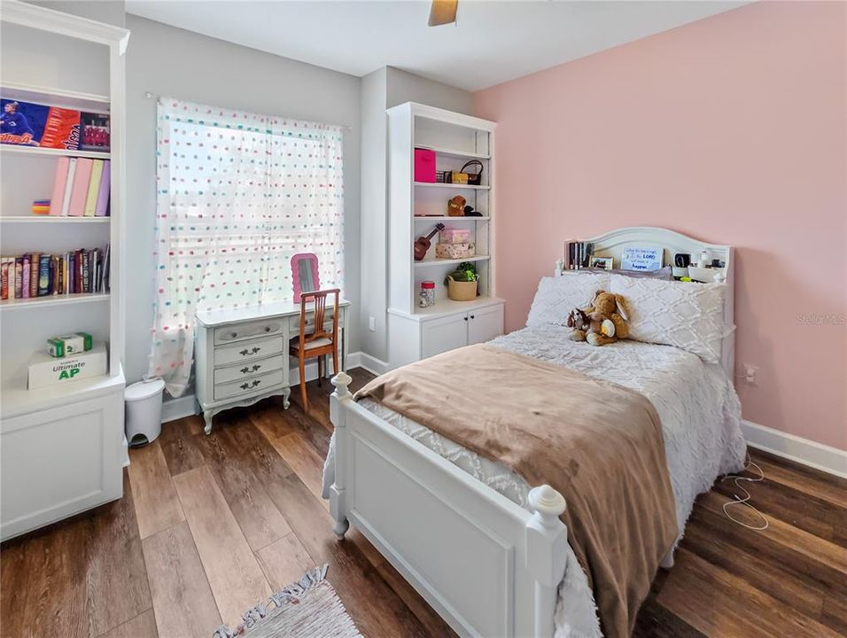 For Sale: $794,900 (4 beds, 3 baths, 2619 Square Feet)