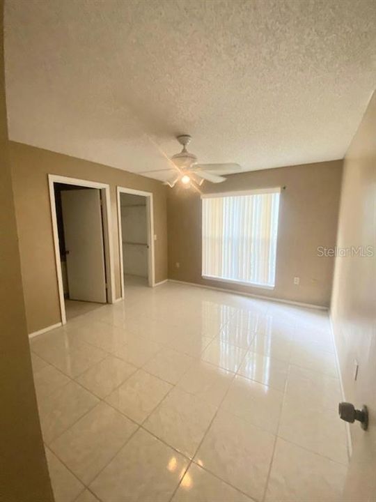 В аренду: $1,645 (2 спален, 2 ванн, 990 Квадратных фут)