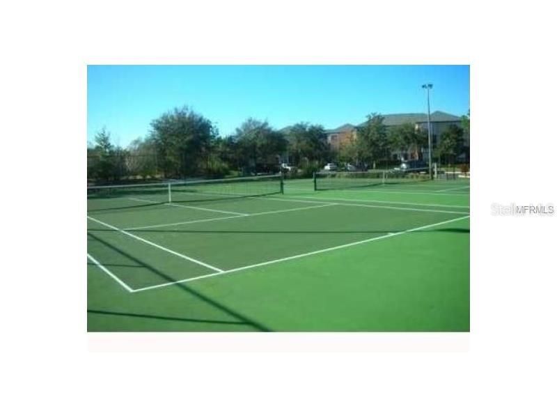 В аренду: $1,645 (2 спален, 2 ванн, 990 Квадратных фут)