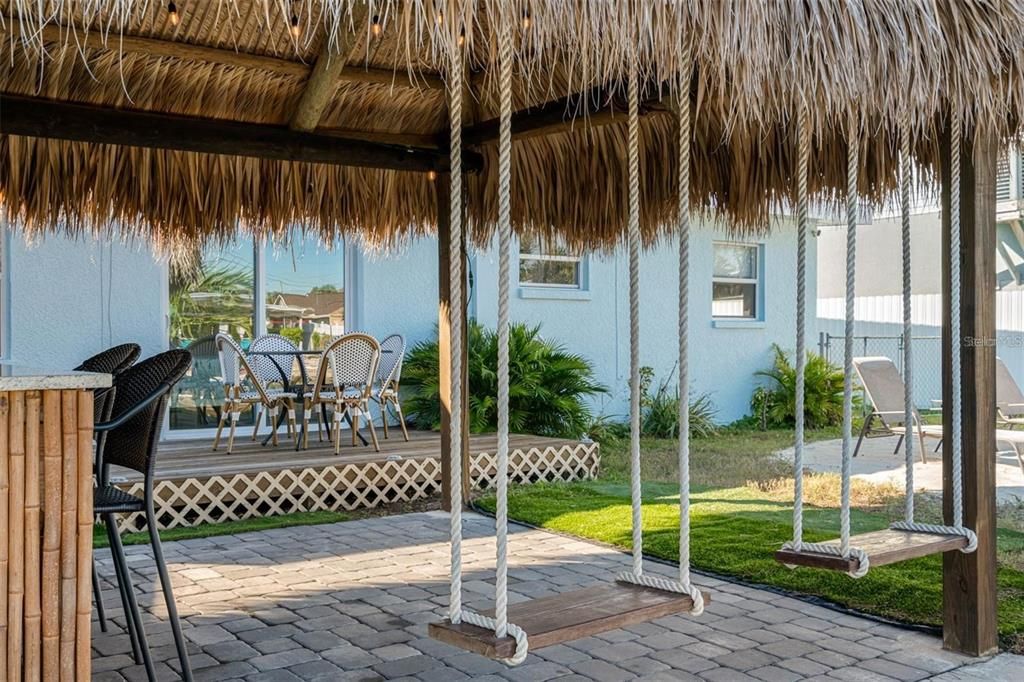 For Sale: $430,000 (3 beds, 2 baths, 1396 Square Feet)