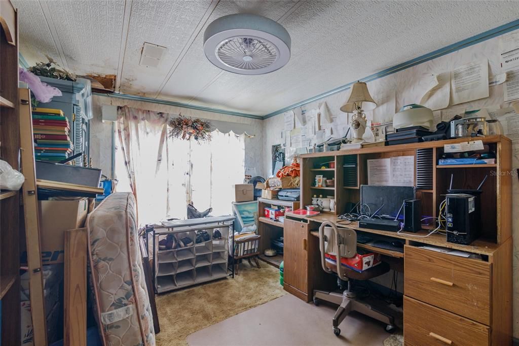 For Sale: $97,000 (3 beds, 2 baths, 1499 Square Feet)