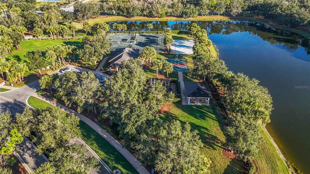 For Sale: $3,495,000 (4 beds, 5 baths, 5696 Square Feet)