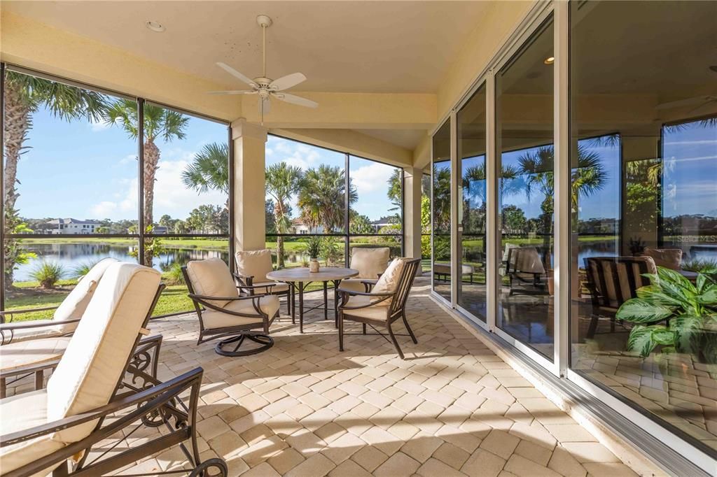 En Venta: $3,495,000 (4 camas, 5 baños, 5696 Pies cuadrados)