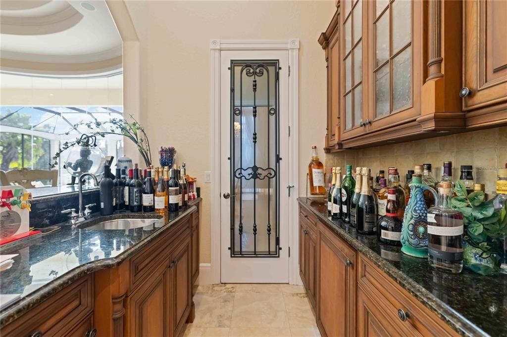 En Venta: $3,495,000 (4 camas, 5 baños, 5696 Pies cuadrados)