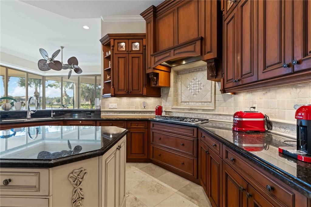 En Venta: $3,495,000 (4 camas, 5 baños, 5696 Pies cuadrados)