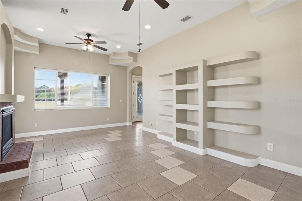 For Sale: $824,900 (5 beds, 4 baths, 4203 Square Feet)