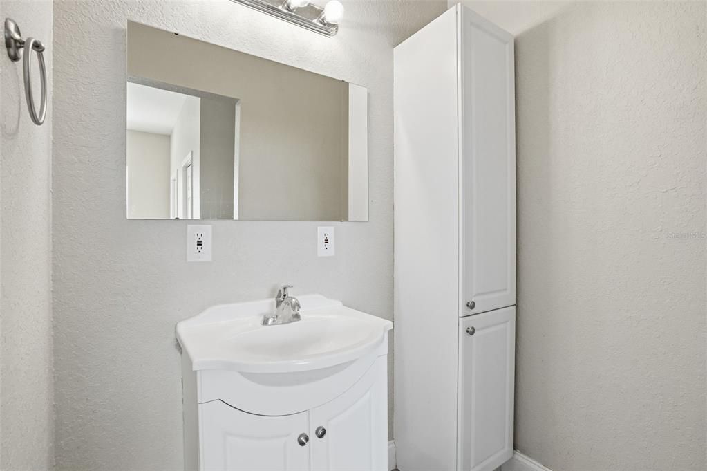 For Sale: $824,900 (5 beds, 4 baths, 4203 Square Feet)