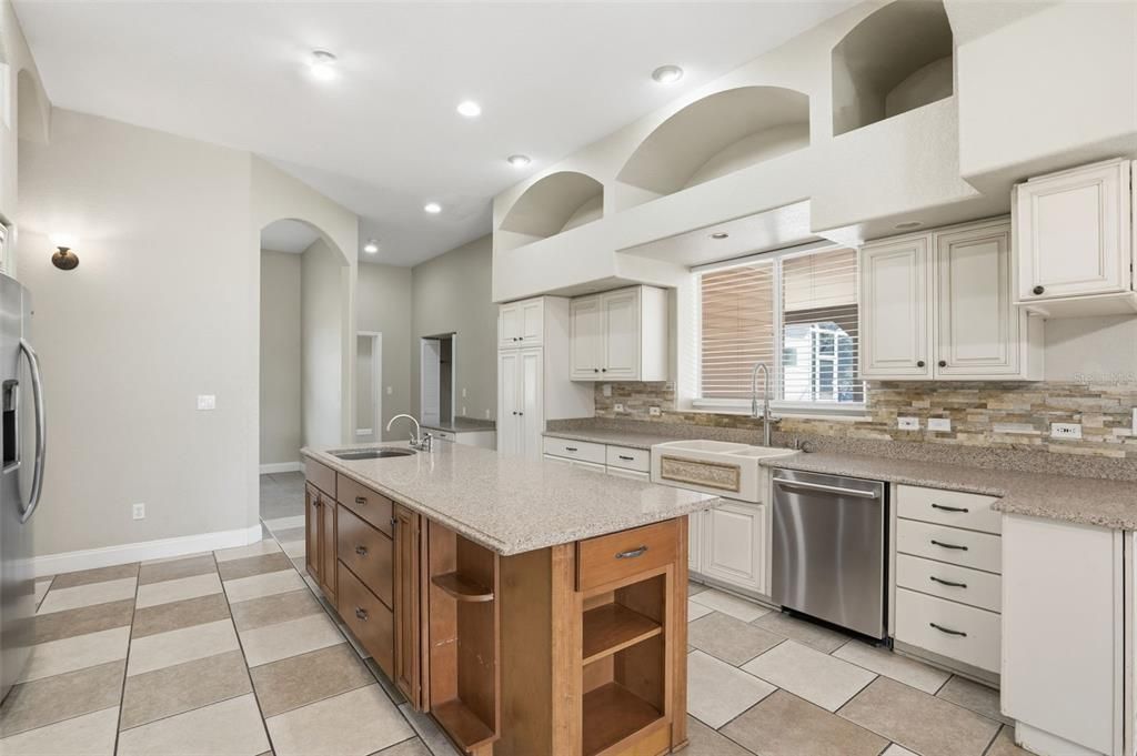 For Sale: $824,900 (5 beds, 4 baths, 4203 Square Feet)