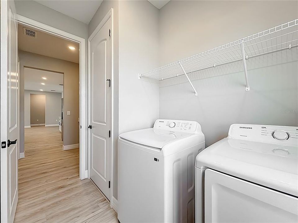 For Sale: $499,999 (4 beds, 3 baths, 2478 Square Feet)