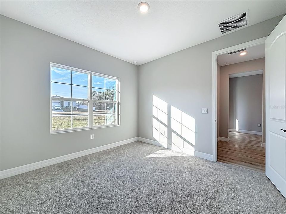 For Sale: $499,999 (4 beds, 3 baths, 2478 Square Feet)