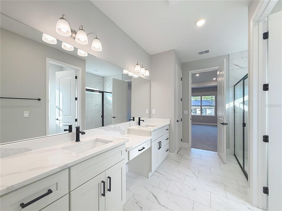 For Sale: $499,999 (4 beds, 3 baths, 2478 Square Feet)