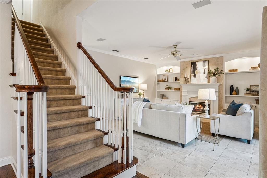 合同活跃: $775,000 (3 贝兹, 2 浴室, 2313 平方英尺)