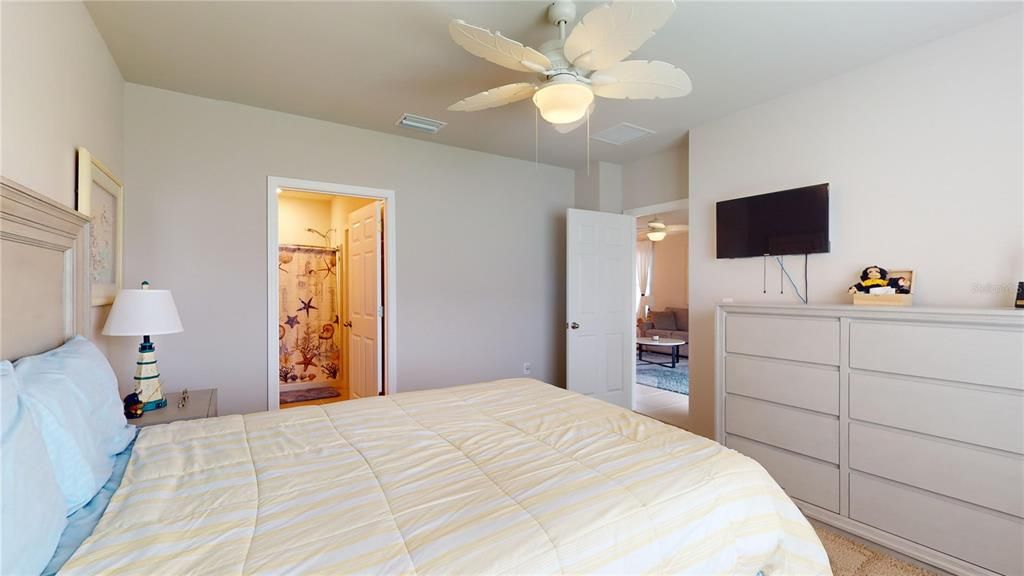 For Sale: $309,900 (2 beds, 2 baths, 1516 Square Feet)