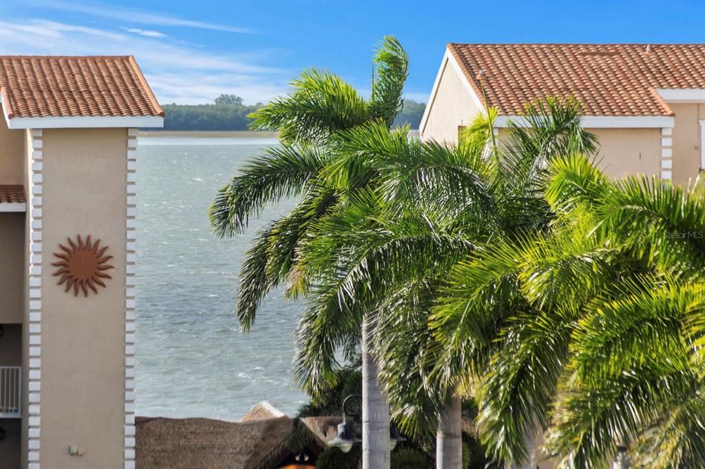 For Sale: $1,250,000 (3 beds, 2 baths, 2759 Square Feet)