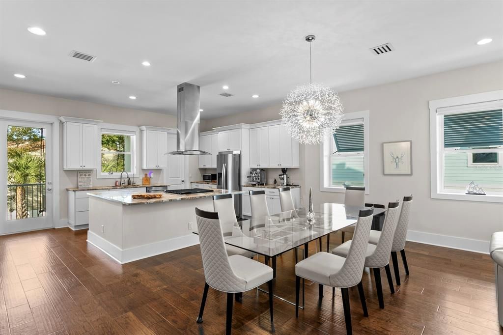 For Sale: $1,250,000 (3 beds, 2 baths, 2759 Square Feet)