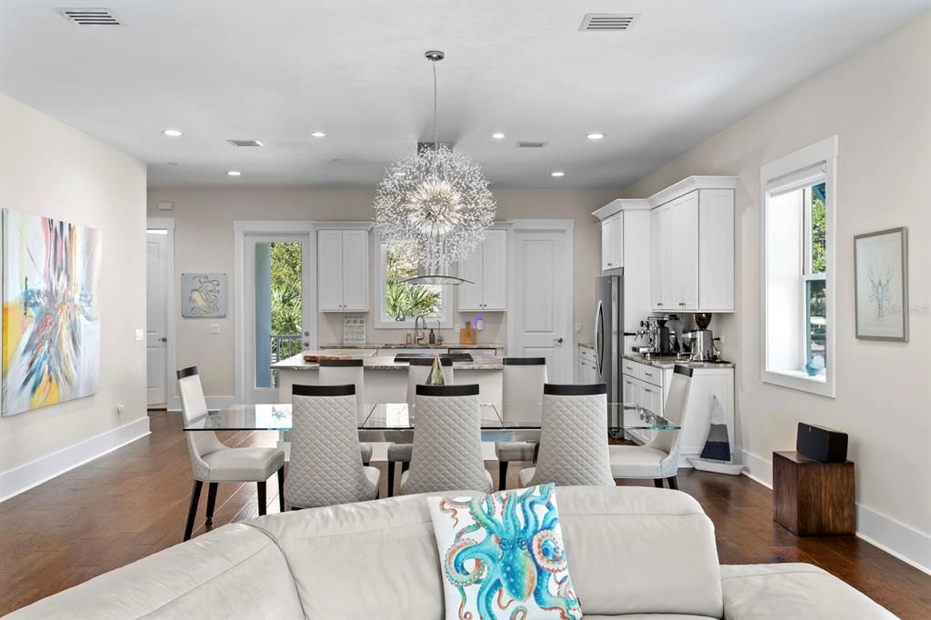 For Sale: $1,250,000 (3 beds, 2 baths, 2759 Square Feet)