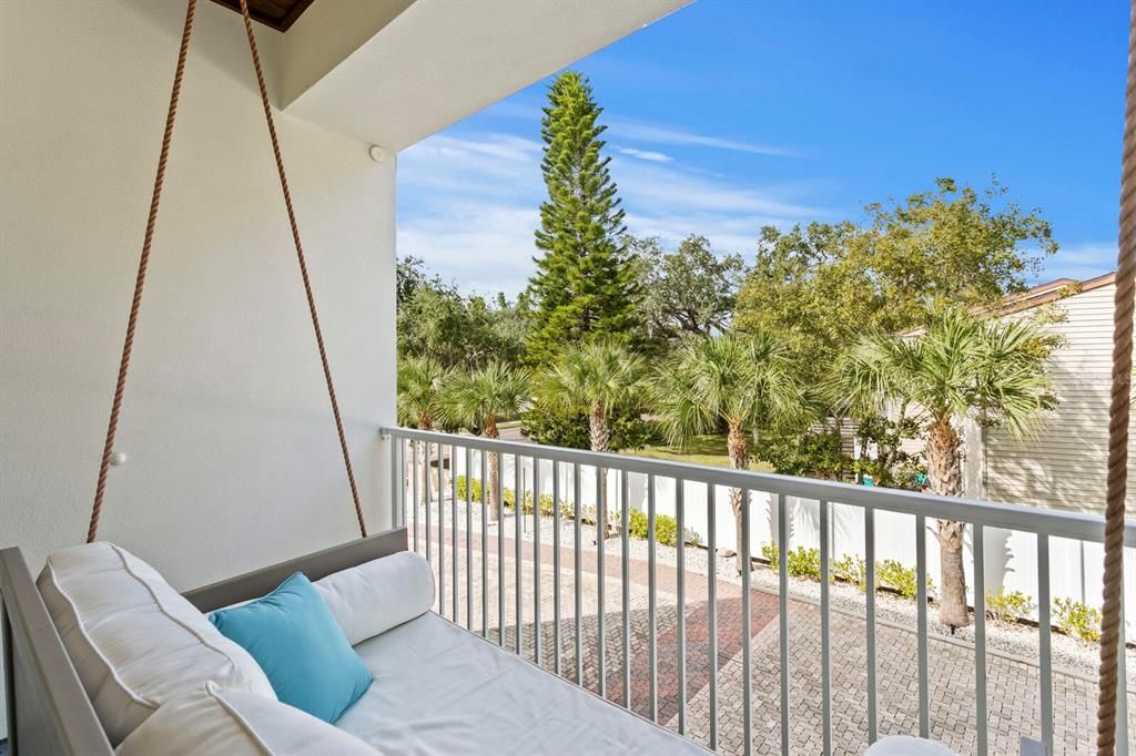 For Sale: $1,250,000 (3 beds, 2 baths, 2759 Square Feet)