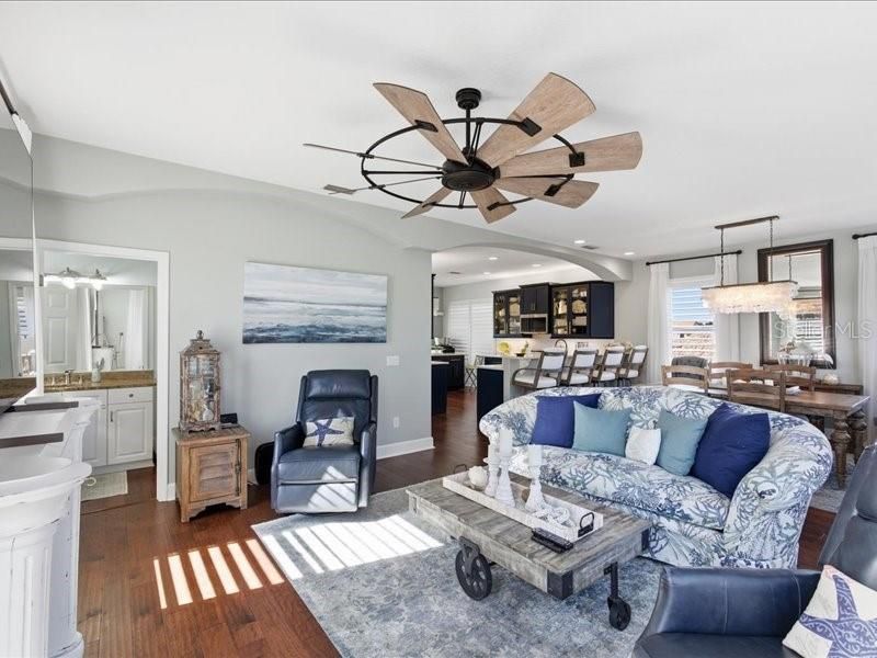 待售: $739,000 (3 贝兹, 2 浴室, 2633 平方英尺)