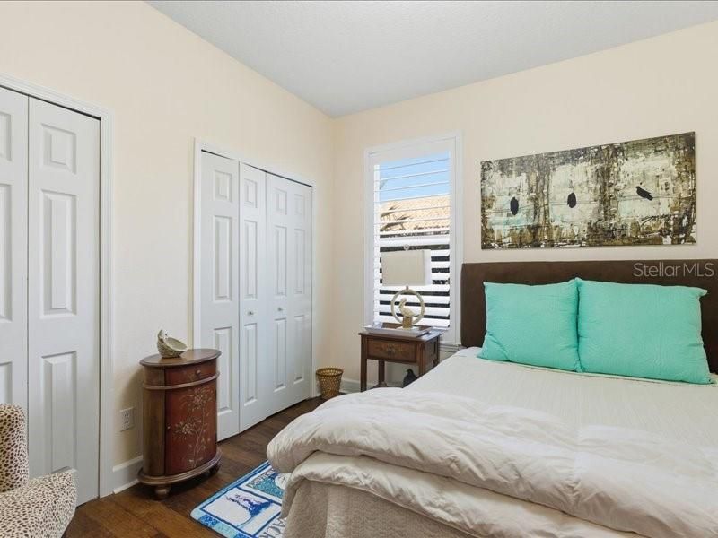 待售: $739,000 (3 贝兹, 2 浴室, 2633 平方英尺)