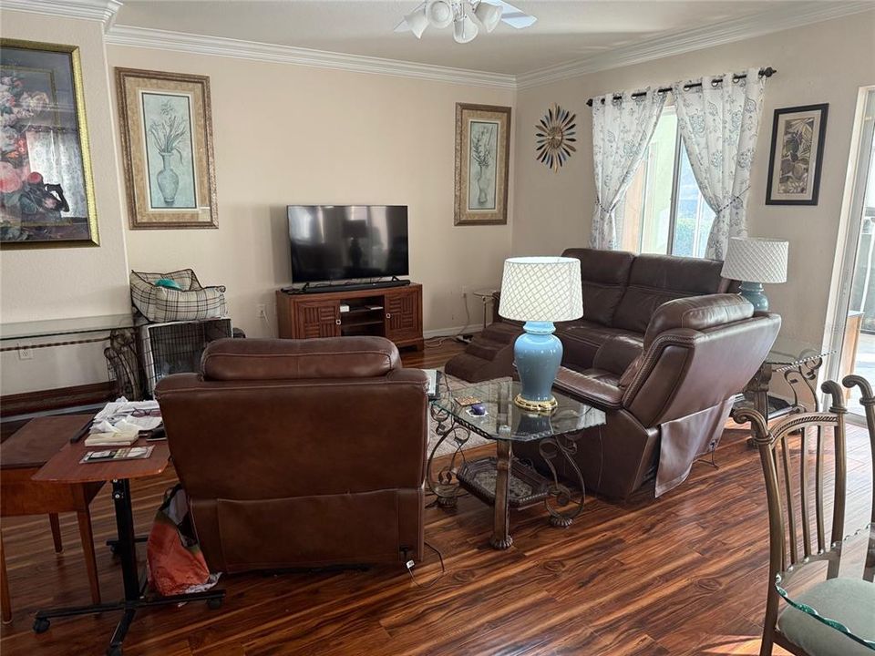 На продажу: $365,000 (2 спален, 2 ванн, 2149 Квадратных фут)