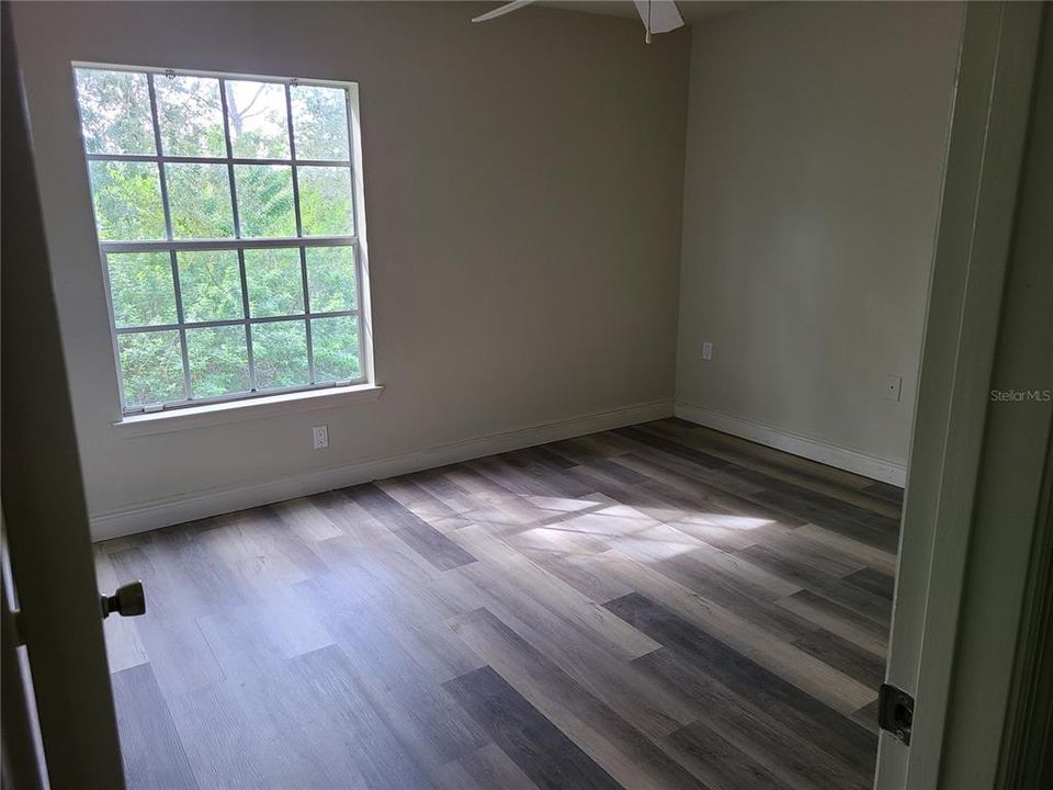 For Rent: $2,250 (3 beds, 2 baths, 1490 Square Feet)