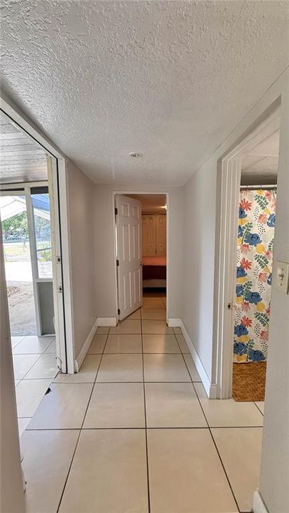 For Sale: $220,990 (2 beds, 2 baths, 970 Square Feet)