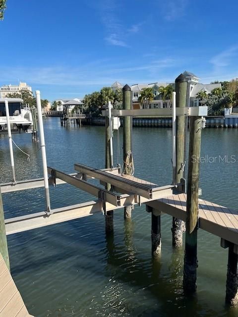 En Venta: $4,950,000 (4 camas, 4 baños, 4546 Pies cuadrados)