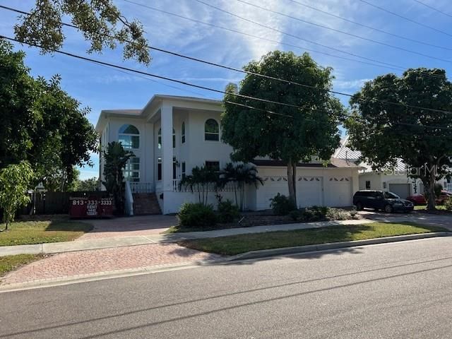 En Venta: $4,950,000 (4 camas, 4 baños, 4546 Pies cuadrados)