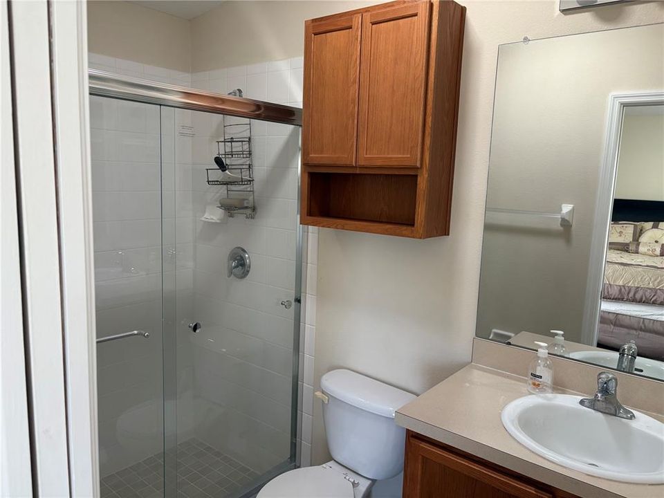 For Sale: $320,000 (3 beds, 2 baths, 1484 Square Feet)