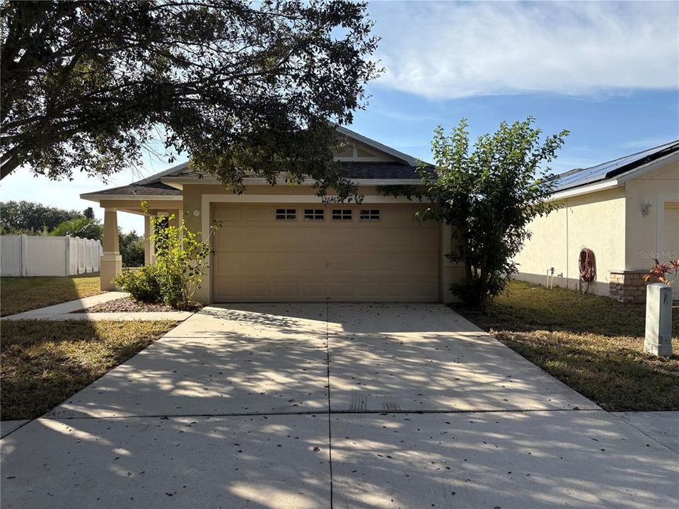 For Sale: $320,000 (3 beds, 2 baths, 1484 Square Feet)