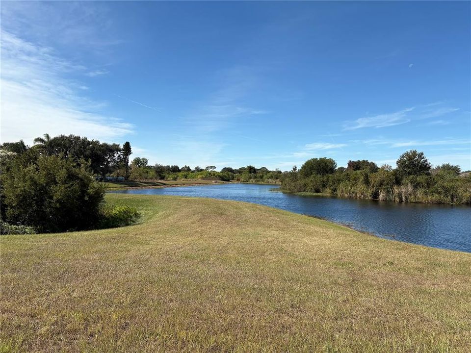 For Sale: $320,000 (3 beds, 2 baths, 1484 Square Feet)