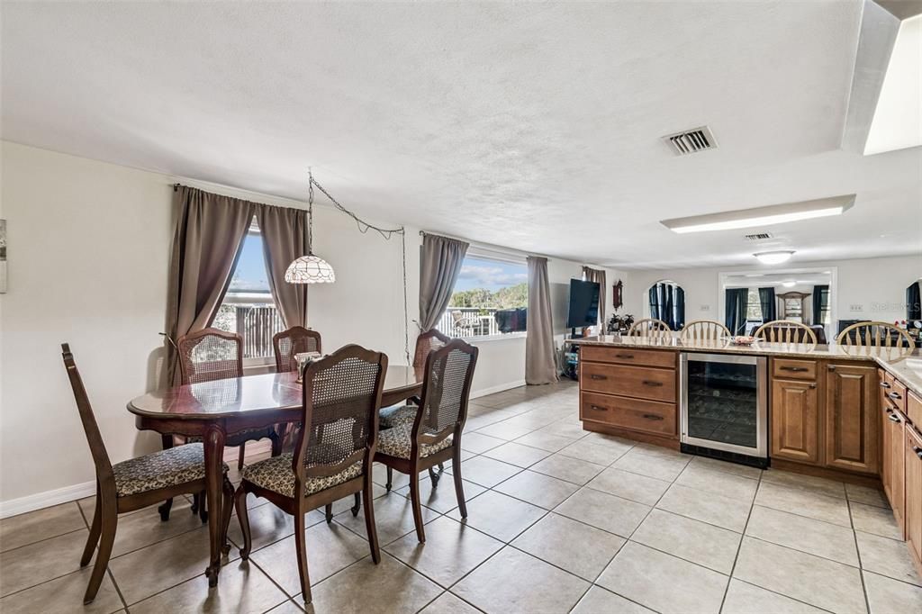 For Sale: $589,900 (3 beds, 2 baths, 3206 Square Feet)