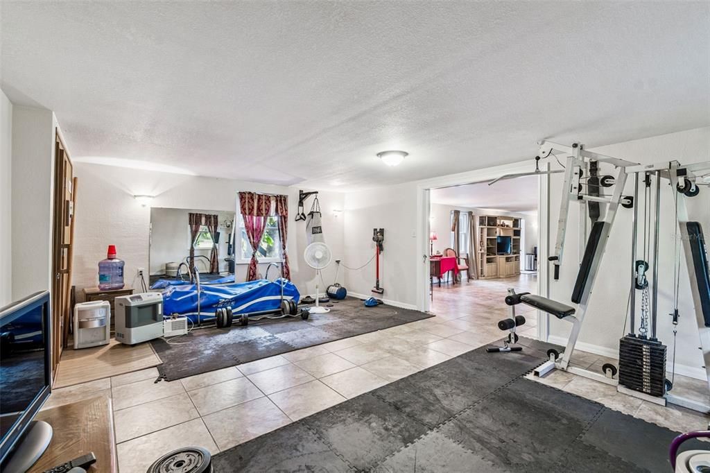 For Sale: $589,900 (3 beds, 2 baths, 3206 Square Feet)