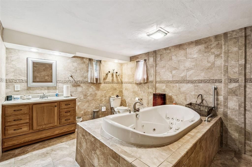 For Sale: $589,900 (3 beds, 2 baths, 3206 Square Feet)