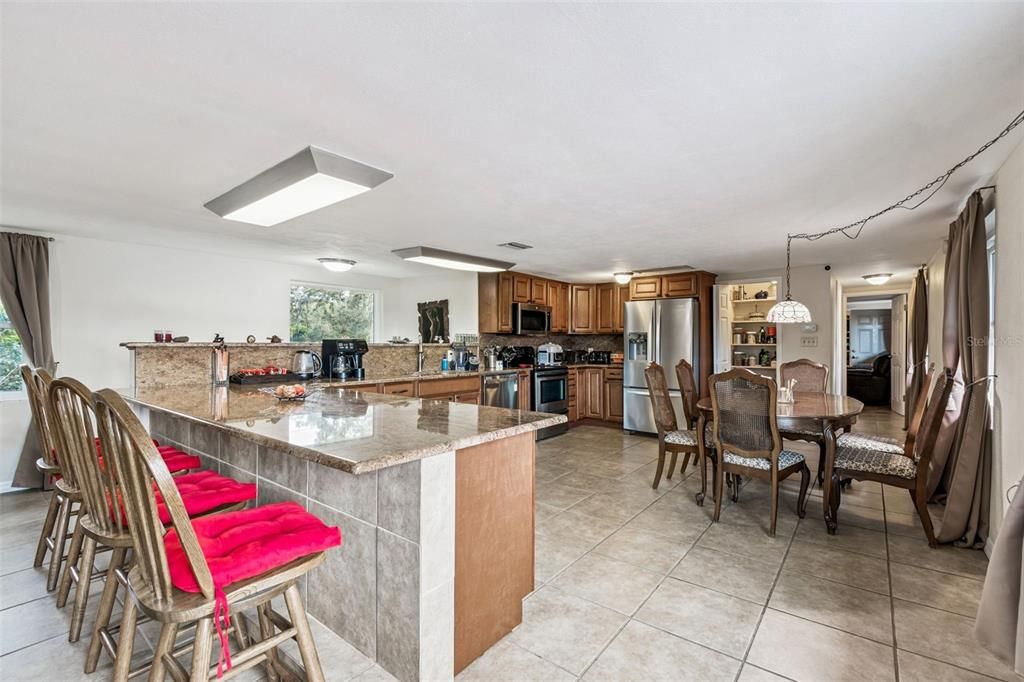 For Sale: $589,900 (3 beds, 2 baths, 3206 Square Feet)