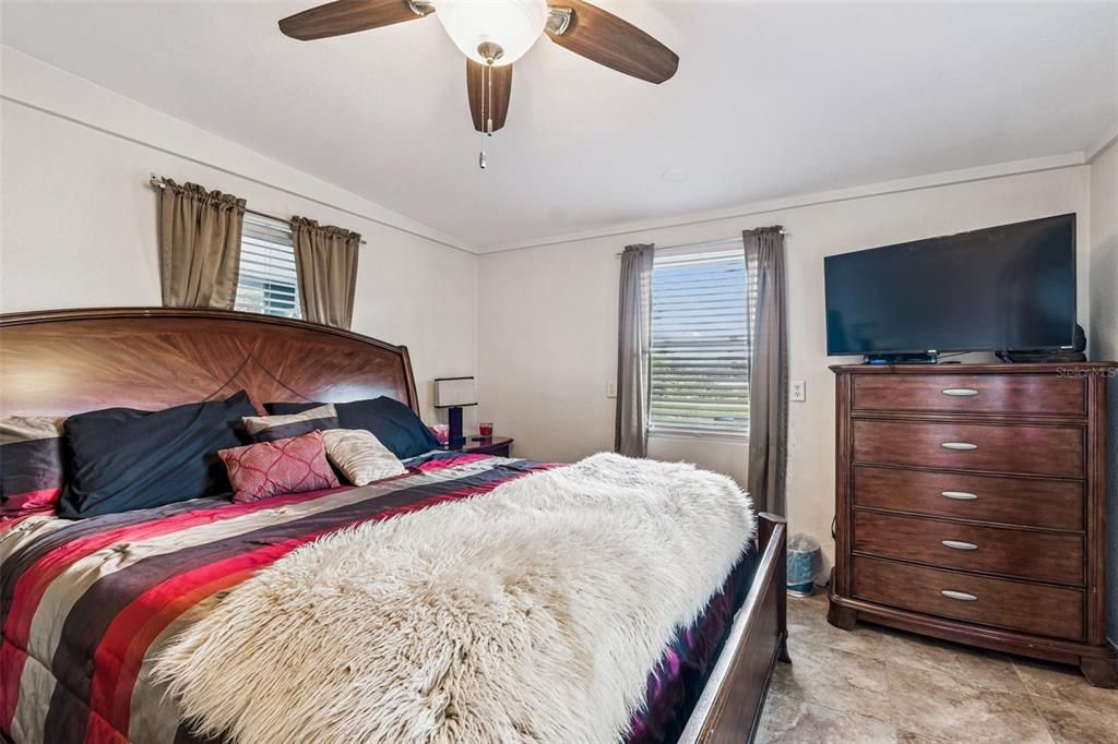 For Sale: $589,900 (3 beds, 2 baths, 3206 Square Feet)