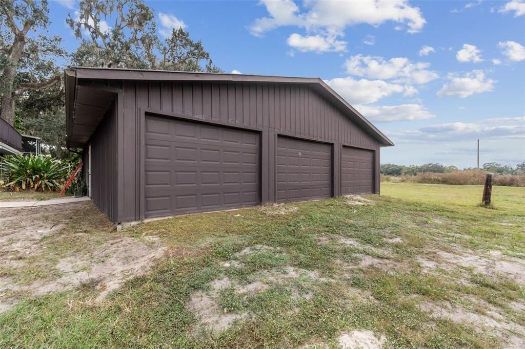 For Sale: $589,900 (3 beds, 2 baths, 3206 Square Feet)