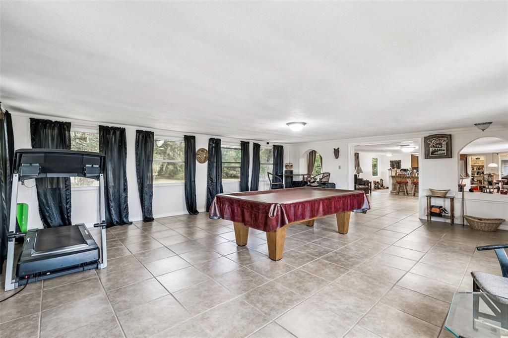 For Sale: $589,900 (3 beds, 2 baths, 3206 Square Feet)