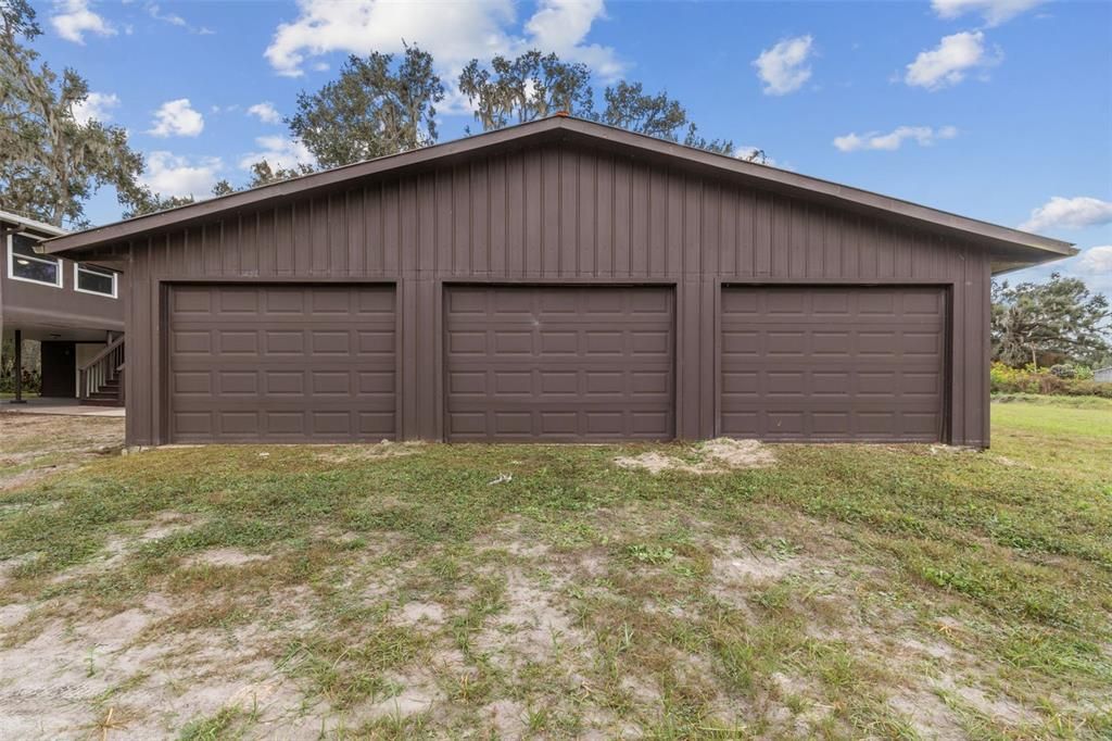 For Sale: $589,900 (3 beds, 2 baths, 3206 Square Feet)