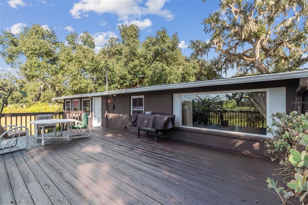 For Sale: $589,900 (3 beds, 2 baths, 3206 Square Feet)