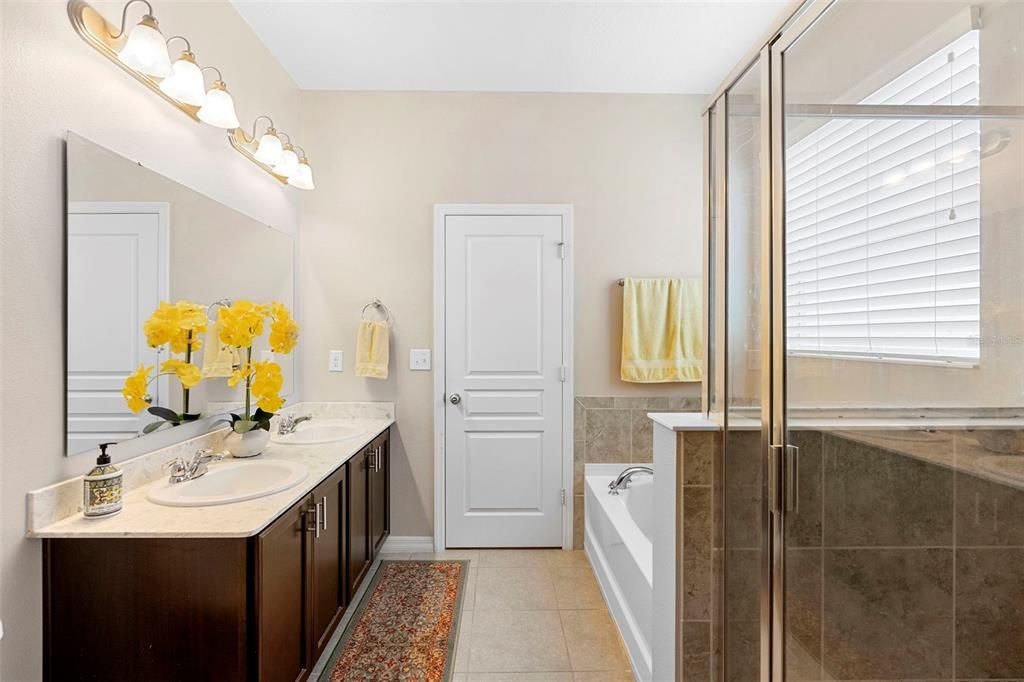 待售: $524,999 (3 贝兹, 2 浴室, 1796 平方英尺)