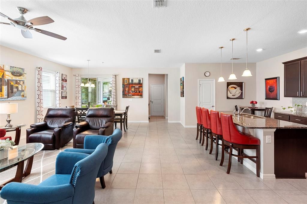 待售: $524,999 (3 贝兹, 2 浴室, 1796 平方英尺)