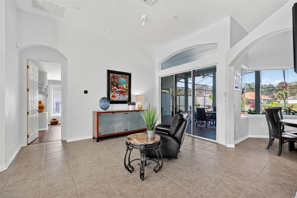 待售: $680,000 (4 贝兹, 2 浴室, 3086 平方英尺)