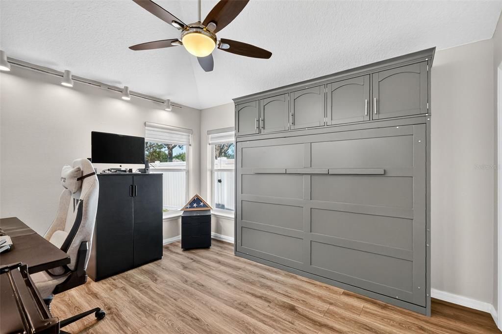 待售: $680,000 (4 贝兹, 2 浴室, 3086 平方英尺)