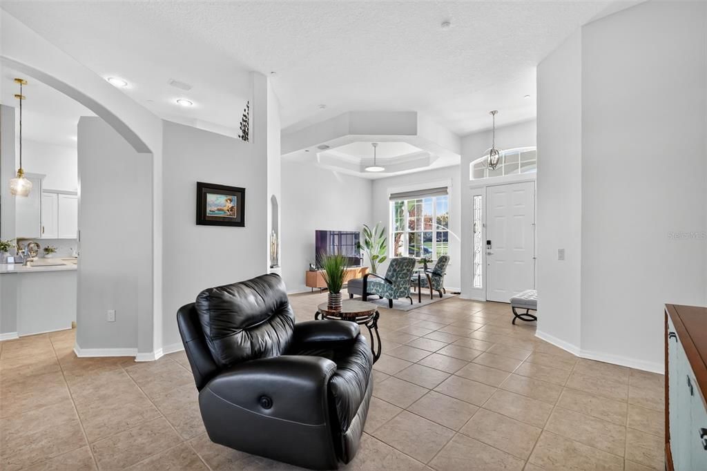 待售: $680,000 (4 贝兹, 2 浴室, 3086 平方英尺)