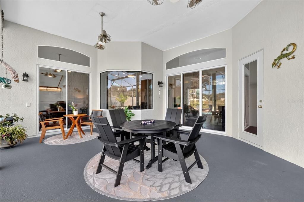 待售: $680,000 (4 贝兹, 2 浴室, 3086 平方英尺)