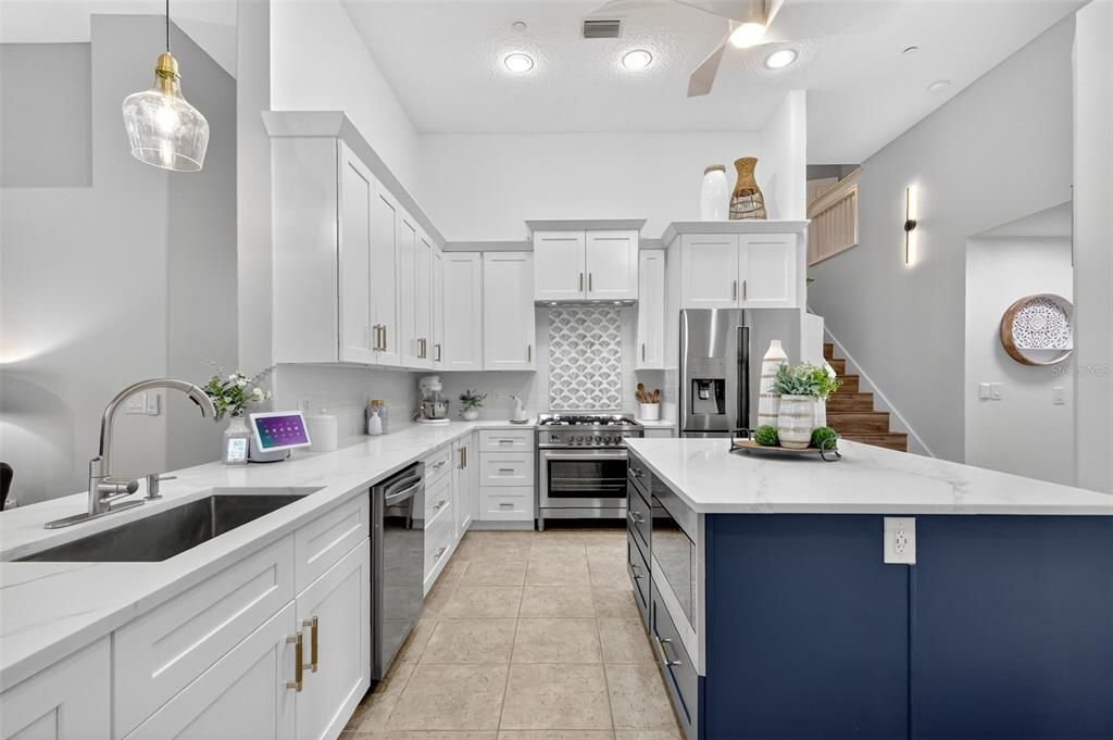 待售: $680,000 (4 贝兹, 2 浴室, 3086 平方英尺)