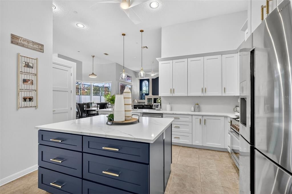 待售: $680,000 (4 贝兹, 2 浴室, 3086 平方英尺)