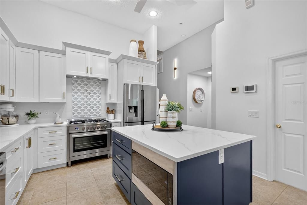 待售: $680,000 (4 贝兹, 2 浴室, 3086 平方英尺)