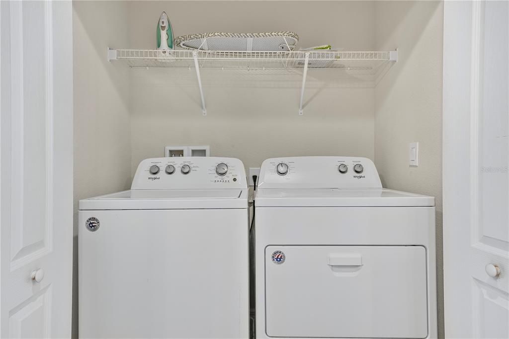 Под контрактом: $399,000 (5 спален, 4 ванн, 2263 Квадратных фут)